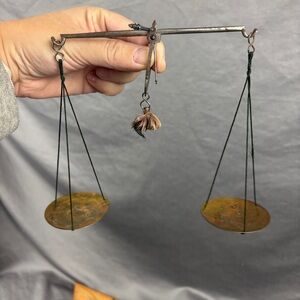 VTG M. Mayers & Bros Apothecary Hand Balance Scale For Weight Measurement W/ Box